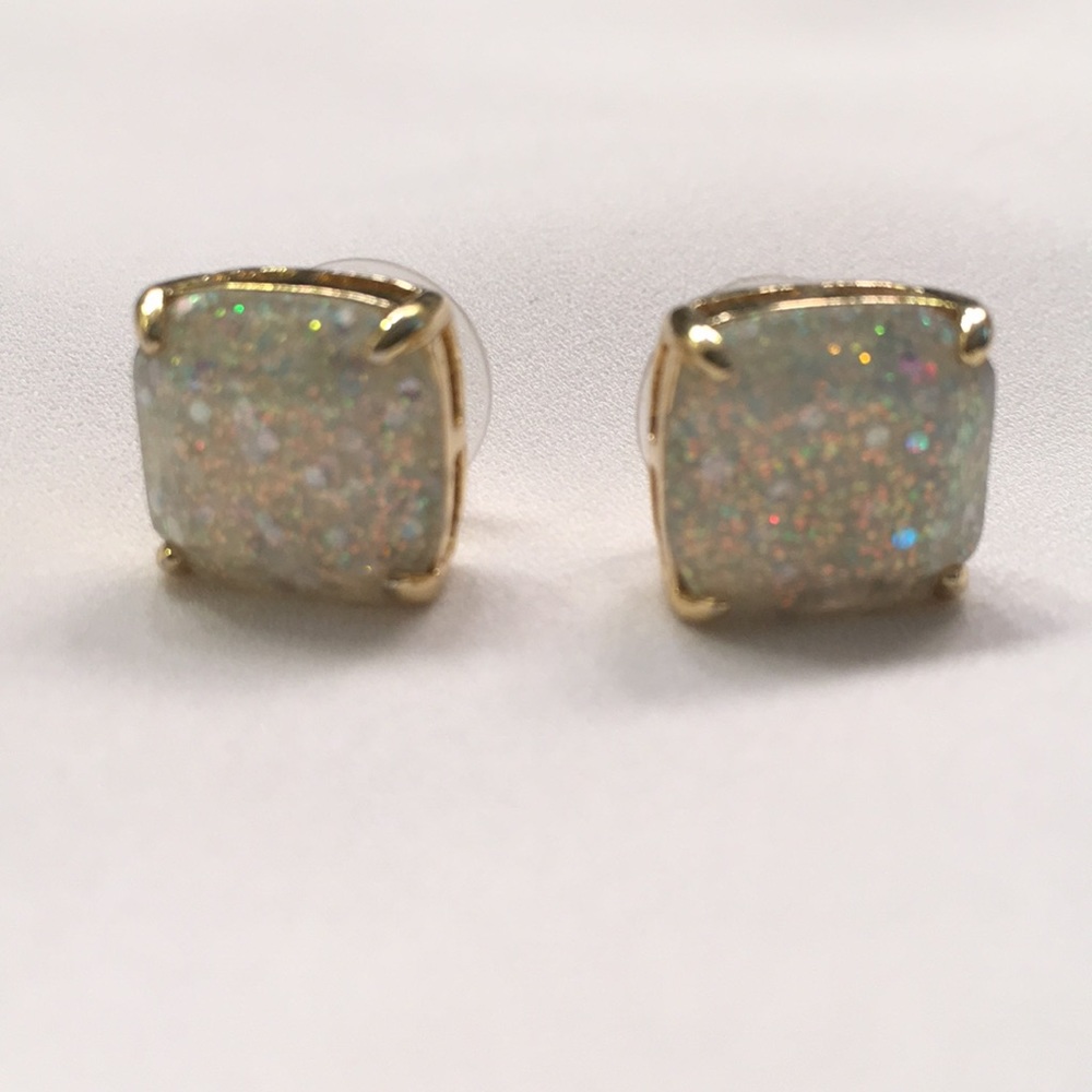 Kate Spade studs - Picture 3 of 6